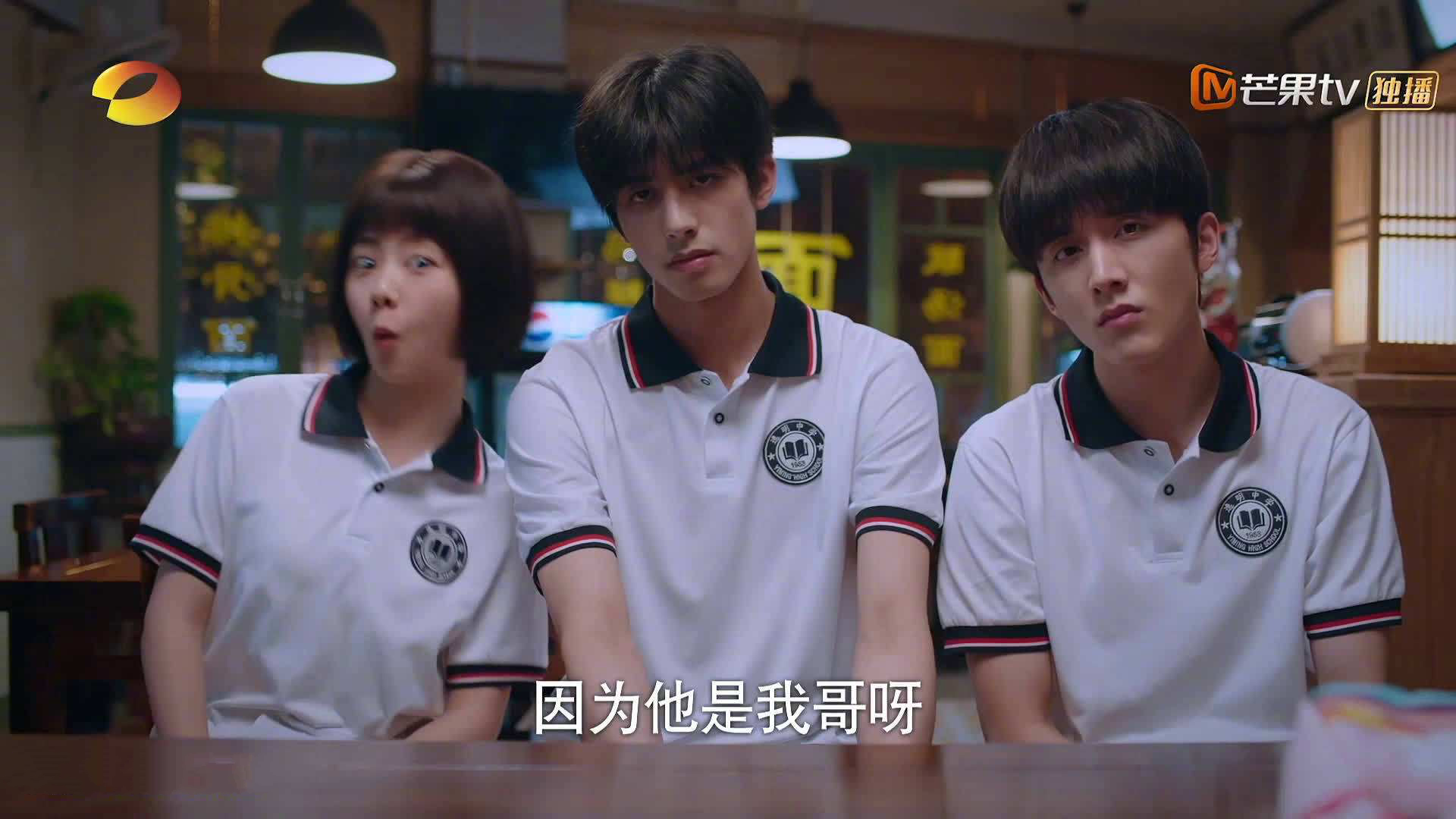 世界水上摩托冠军赛,极速漂移展现极限速度,水上摩托比赛